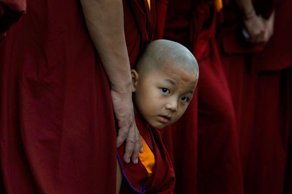 ရွာမှာ ကိုရင်ဝတ်တုန်းက